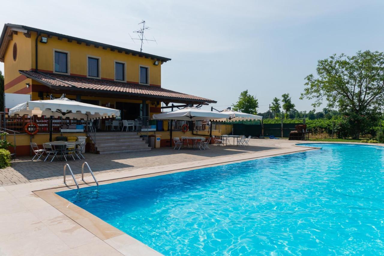 Agriturismo Dei Grippi Sona Exterior photo
