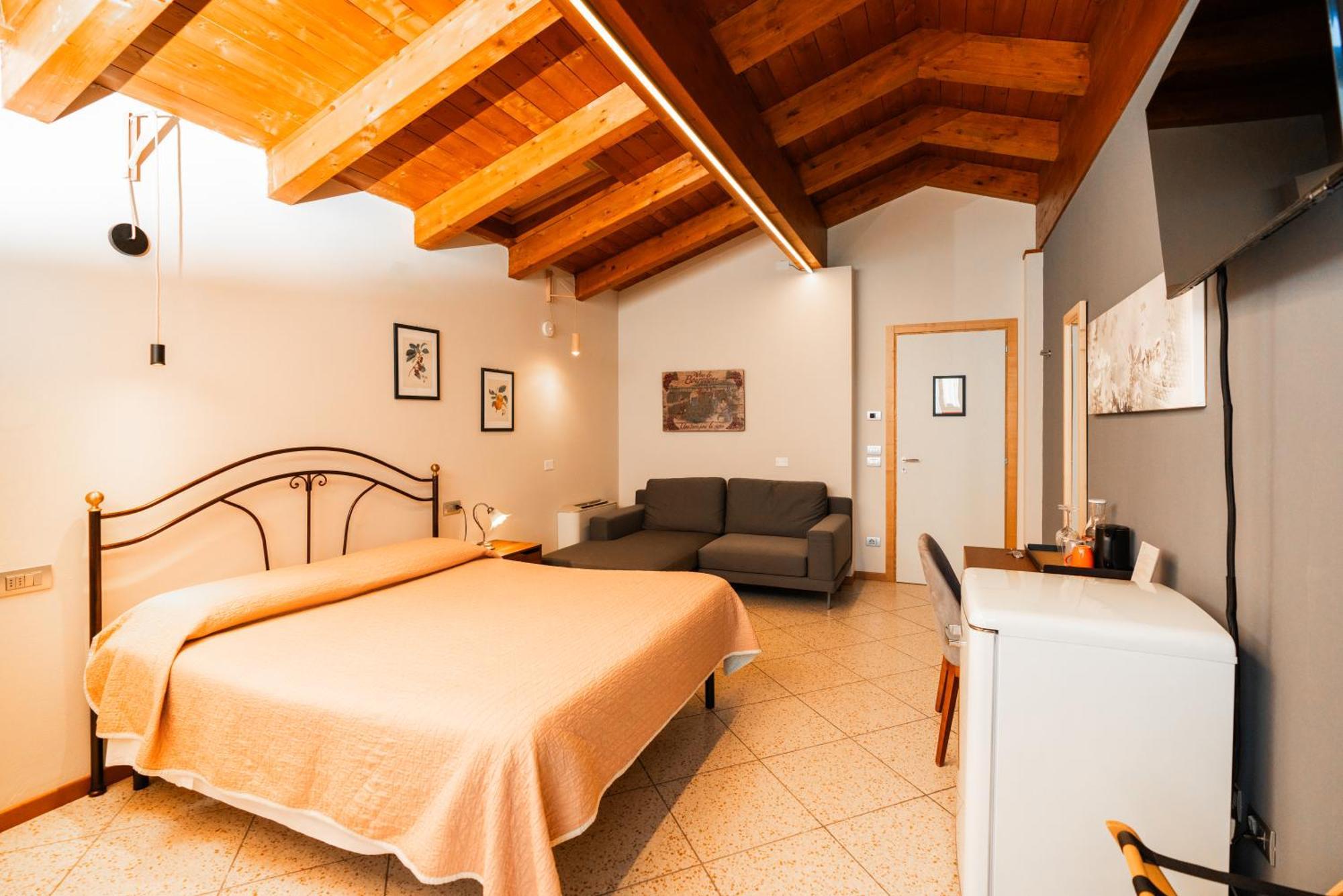 Agriturismo Dei Grippi Sona Exterior photo