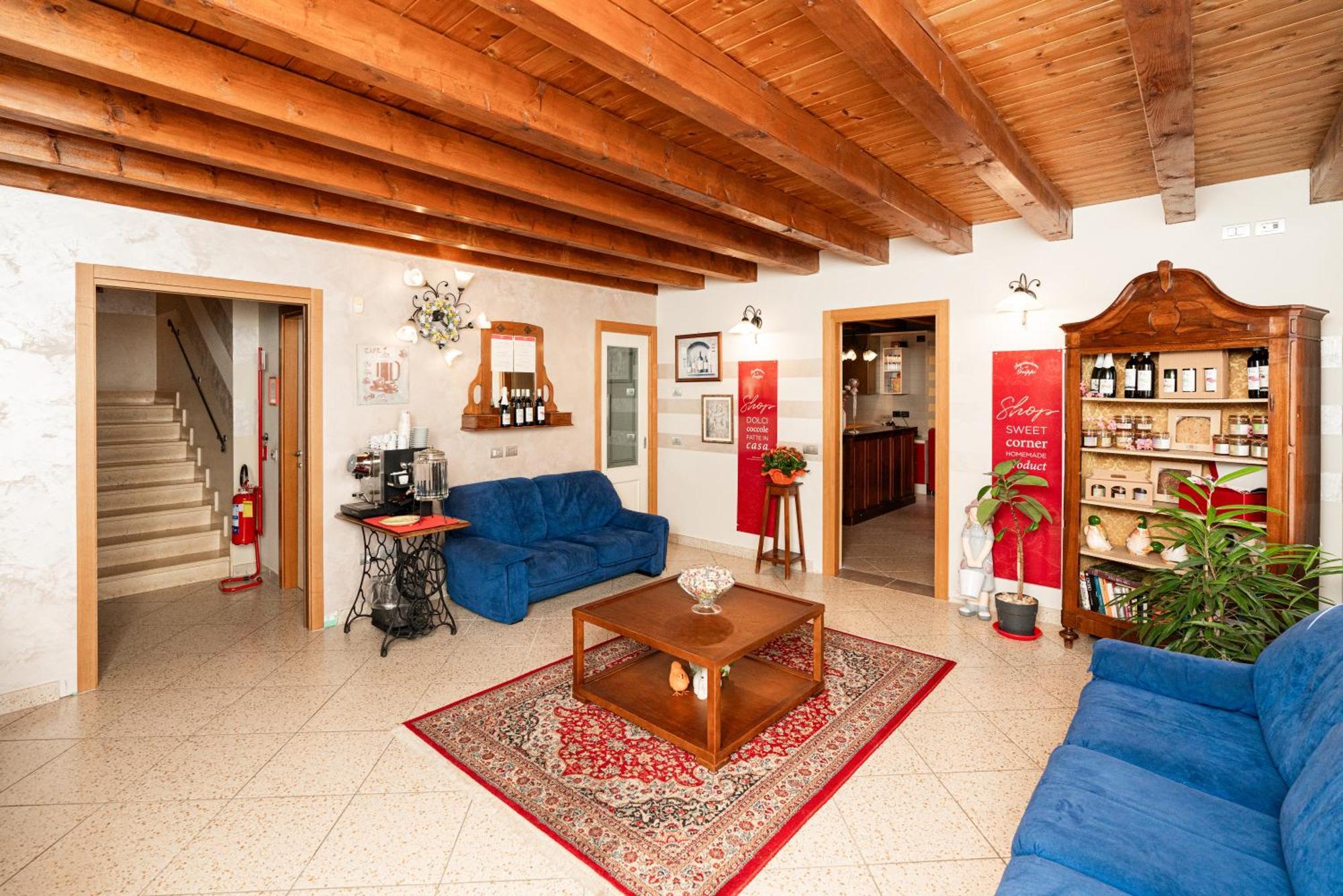 Agriturismo Dei Grippi Sona Exterior photo